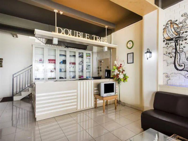 Oyo 3746 Double Tree Guesthouse ปูร์โวเคอร์โต ภายนอก รูปภาพ
